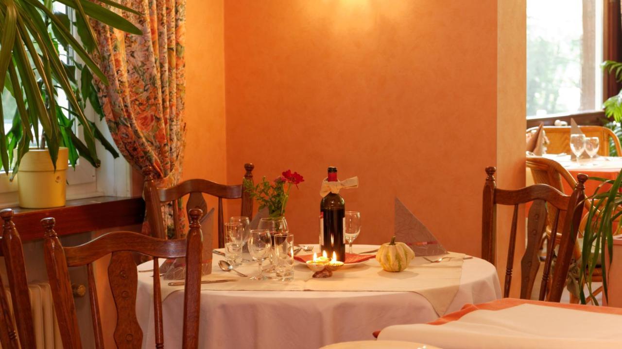 Hostellerie De La Vallee Heffingen Eksteriør bilde